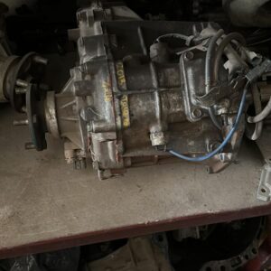 Toyota Hilux 2007-2014 arası uyumlu çıkma arazi şanzımanı